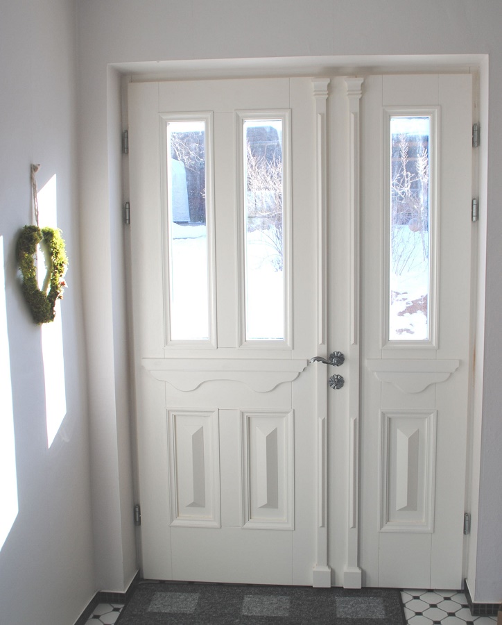 eingangstuer_weiss