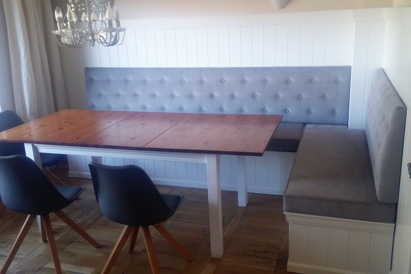 wandvertaefelung_bank