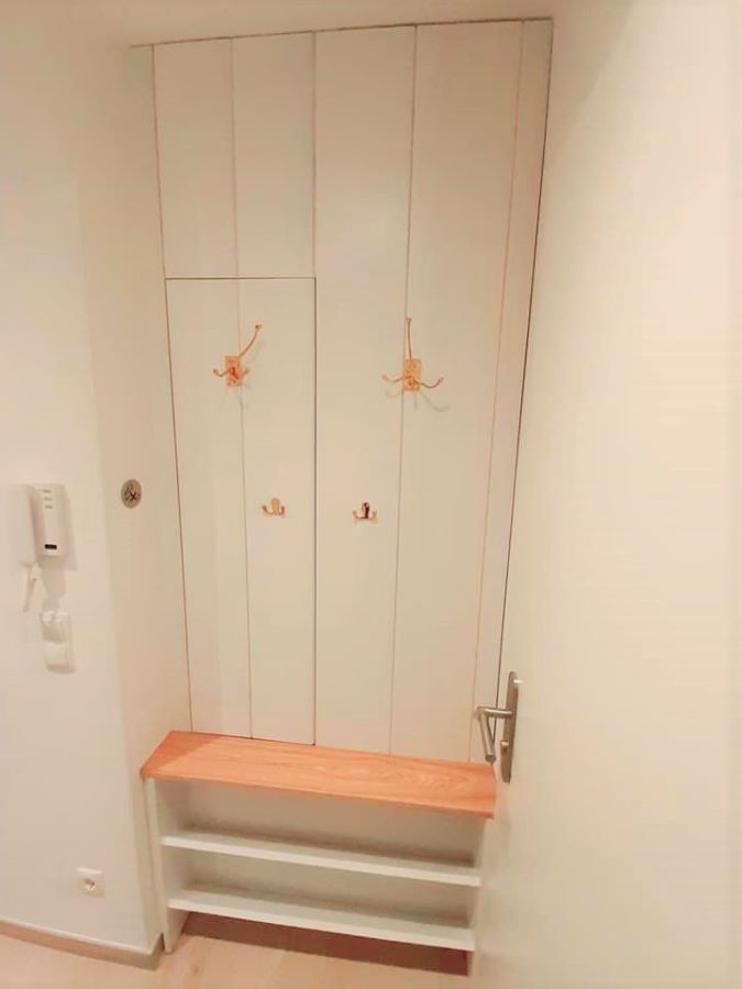 Garderobe_Nische_Sicherungskasten